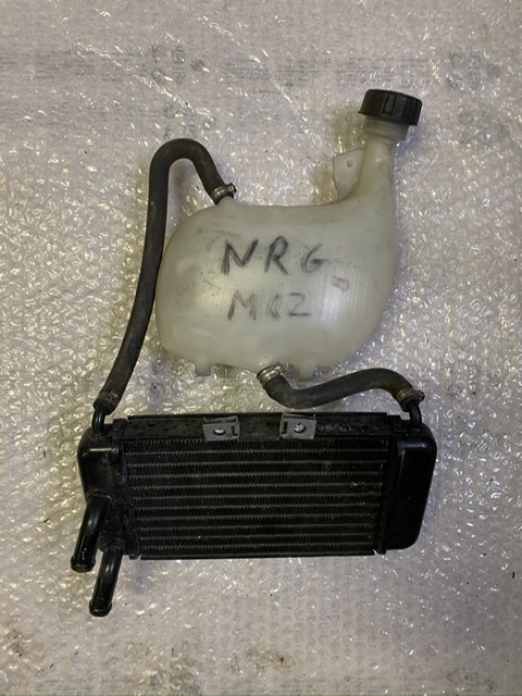 Radiatore Completo di Vaschetta Liquido Nrg MC2 I serie , USATO