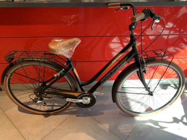 Bicicletta City-Bike “By Molinari “ Donna Alluminio 6 V colore Nero Opaco