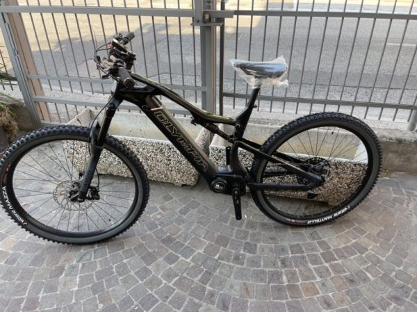 Bicicletta Mtb  E-Bike Full Carbonio Gamma Olympia“KARBO 900 SPORT 35 GOLD 2022   ” Carbonio  Taglia S Nera Lucido