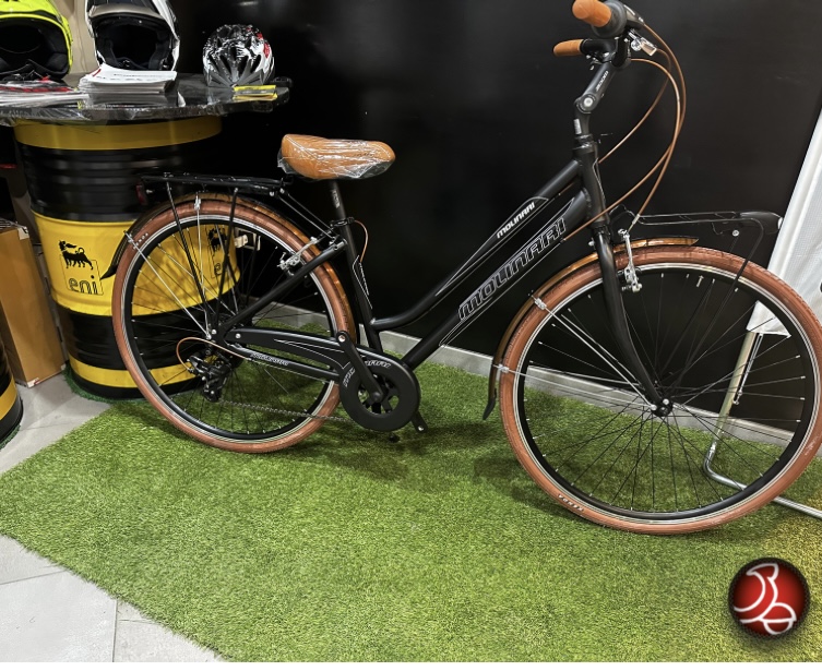 Bicicletta City-Bike “By Molinari “ Donna  Alluminio 7 V Telaio  43 colore Nero Opaco