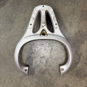 Maniglione Portapacchi Posteriore Aprilia Scarabeo 50 4 Tempi e 2 Tempi ULTIMA SERIE Colore Bianco Lucido Piaggio  ANTERIORE PERFETTO ,USATO