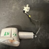 FRECCIA ANTERIORE SINISTRA COMPLETA APRILIA SCARABEO 50 MOTORE PIAGGIO ULTIMO MODELLI BIANCO A LED DOPO 2013,NUOVA 